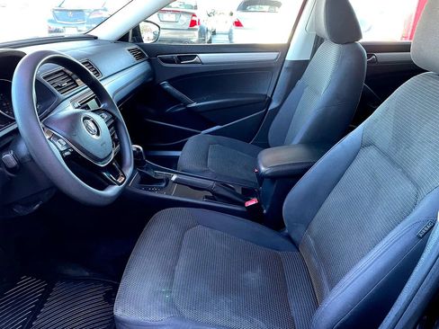 Used 2018 Volkswagen Passat 2.0T S FWD image 8