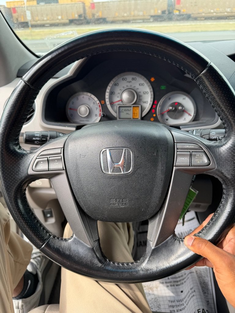 Used 2010 Honda Pilot EX-L image 15