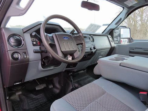 Used 2015 Ford F350 XL image 14