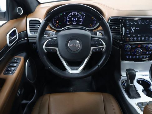 Used 2021 Jeep Grand Cherokee Summit image 16