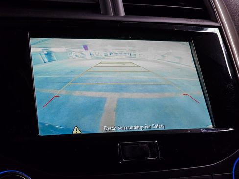 Used 2015 Chevrolet Malibu LT w/ Power Convenience Package image 28