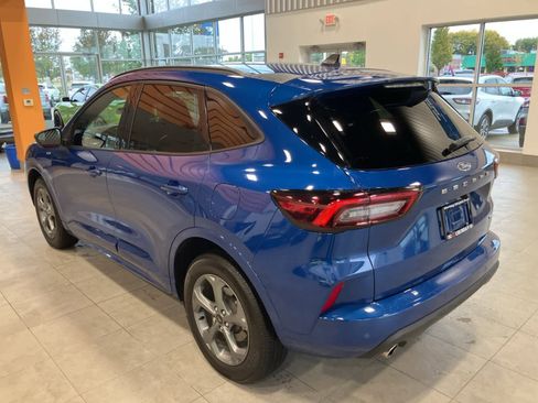 Used 2023 Ford Escape ST-Line Select w/ Tech Pack #1 image 7