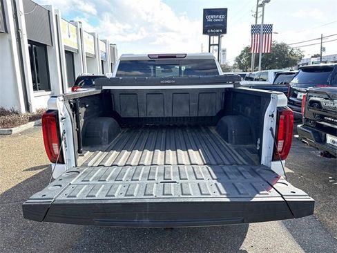 Used 2022 GMC Sierra 1500 SLT image 10