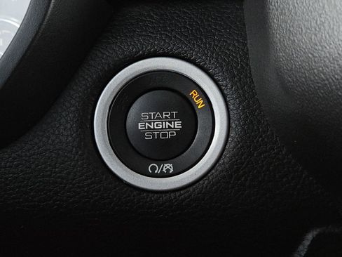 Used 2023 RAM 1500 Laramie image 18