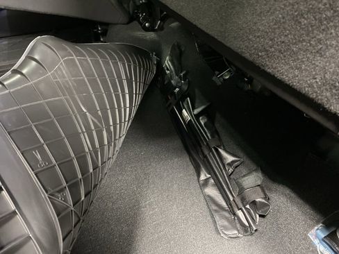 Used 2025 Chevrolet Silverado 3500 LT w/ All Star Edition image 35