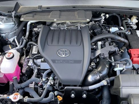 Certified 2026 Toyota Grand Highlander FWD image 32