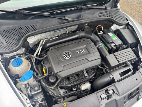 Used 2014 Volkswagen Beetle 1.8T FWD image 25