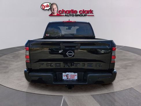New 2026 Nissan Frontier SV w/ SV Convenience Package RWD image 5