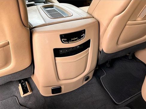 Used 2019 Cadillac Escalade Platinum image 25