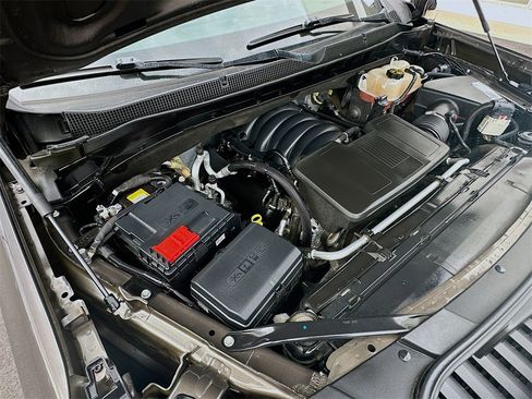 Used 2021 Chevrolet Tahoe LT image 26