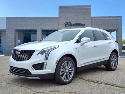 New 2025 Cadillac XT5 Premium Luxury w/ LPO, Floor Liner Package