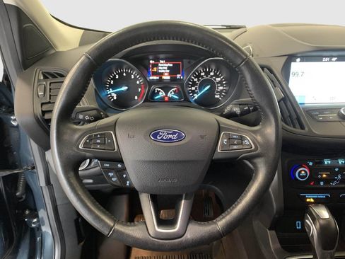 Used 2019 Ford Escape SEL image 15