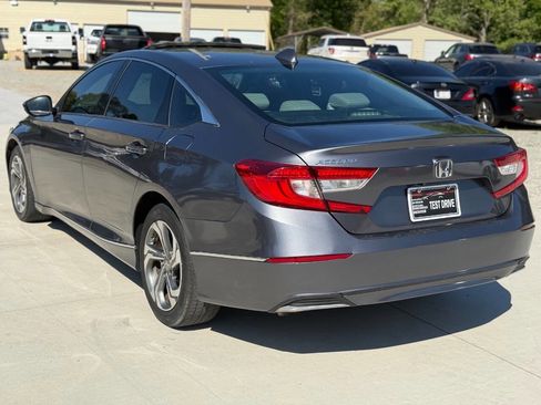 Used 2018 Honda Accord EX-L image 8