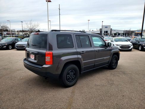 Used 2015 Jeep Patriot Sport w/ Power Value Group image 5