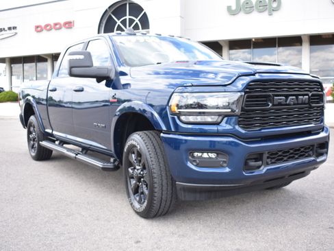 Used 2024 RAM 2500 Limited AWD/4WD image 3