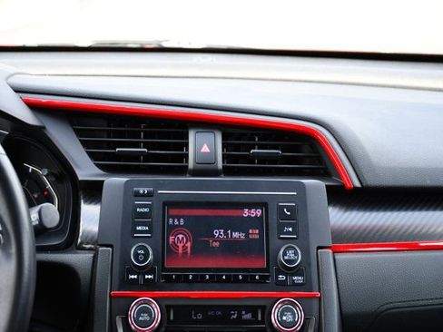 Used 2018 Honda Civic Sport image 30