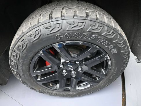 Used 2021 Chevrolet Silverado 1500 LT Trail Boss w/ Convenience Package II AWD/4WD image 13