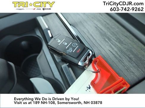 New 2026 RAM 2500 Limited image 28