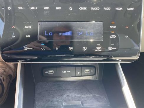 Used 2022 Hyundai Tucson Limited FWD image 27
