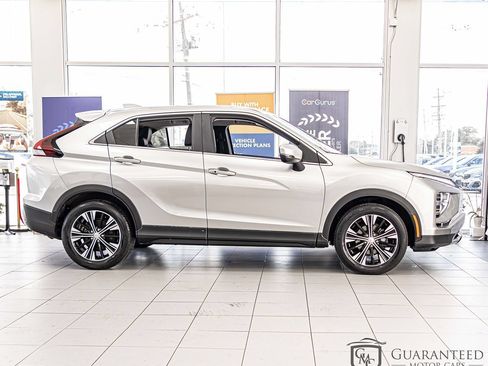 Used 2022 Mitsubishi Eclipse Cross SE FWD image 9