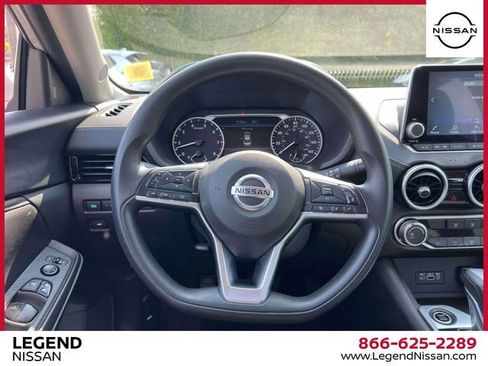 Used 2023 Nissan Sentra SV FWD image 14
