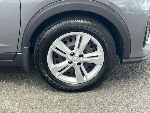 Used 2025 Nissan Kicks Play S FWD image 7