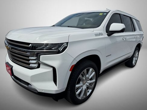 Used 2021 Chevrolet Tahoe High Country image 2