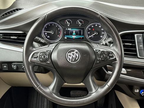 Used 2019 Buick Enclave Essence image 15