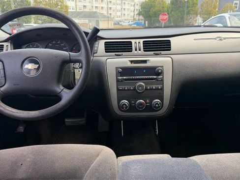 Used 2008 Chevrolet Impala Police FWD image 14