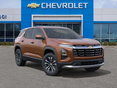 New 2027 Chevrolet Equinox LT w/ Convenience Package II FWD image 7