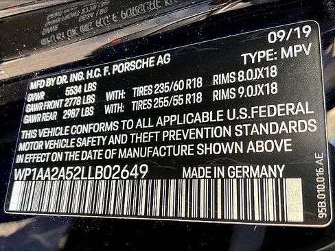 Used 2020 Porsche Macan image 33