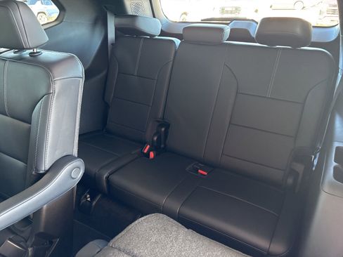 New 2026 GMC Acadia Elevation image 12