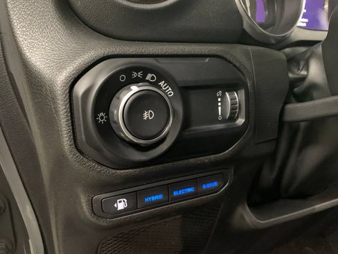 Certified 2023 Jeep Wrangler Unlimited Sahara AWD/4WD image 21