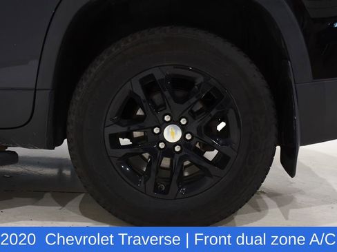 Used 2020 Chevrolet Traverse LS image 6