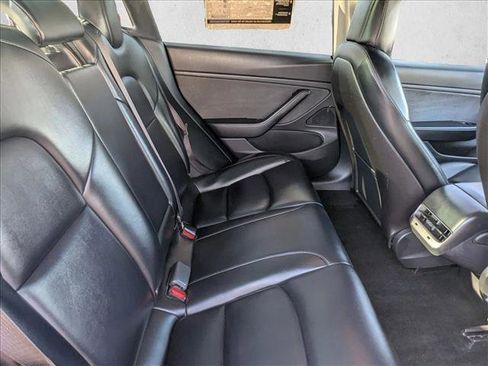 Used 2019 Tesla Model 3 Mid Range image 20