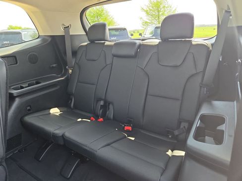 Used 2025 Kia Telluride SX image 37