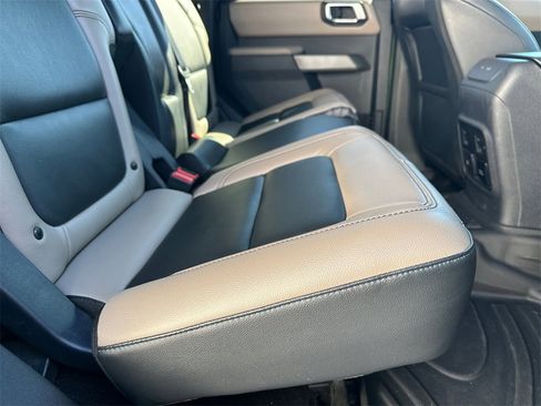 Used 2023 Ford Bronco Wildtrak image 16