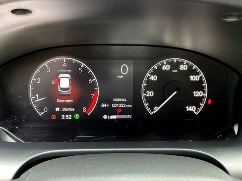 Used 2024 Honda HR-V Sport image 12