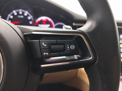 Certified 2023 Porsche Panamera 4 Platinum Edition AWD/4WD image 17