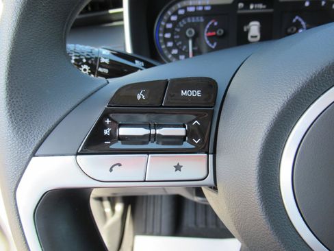 Used 2024 Hyundai Tucson SE FWD image 25