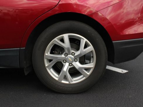 Used 2021 Chevrolet Equinox Premier FWD image 4