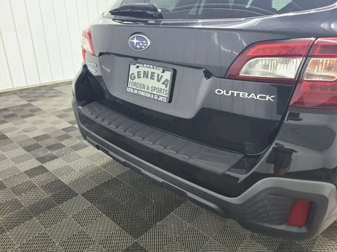 Used 2018 Subaru Outback 2.5i Premium AWD/4WD image 19
