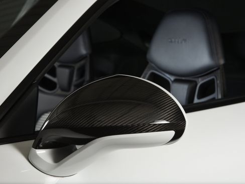 Used 2016 Porsche 911 R RWD image 13