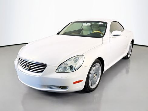 Used 2003 Lexus SC 430 Convertible image 4