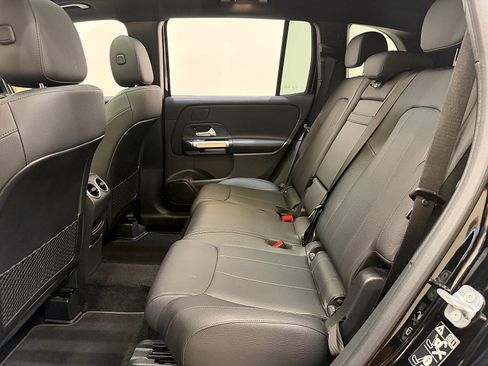 Used 2026 Mercedes-Benz GLB 250 image 15