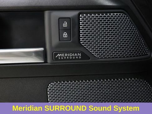 Used 2023 Land Rover Defender 90 V8 image 38