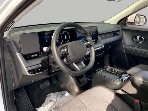 Certified 2026 Hyundai Ioniq 5 SE RWD image 17