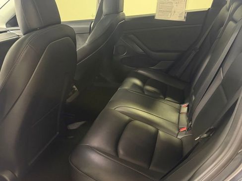 Used 2022 Tesla Model 3 Long Range AWD/4WD image 5