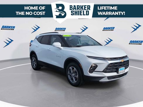 Used 2024 Chevrolet Blazer LT w/ Convenience Package image 2