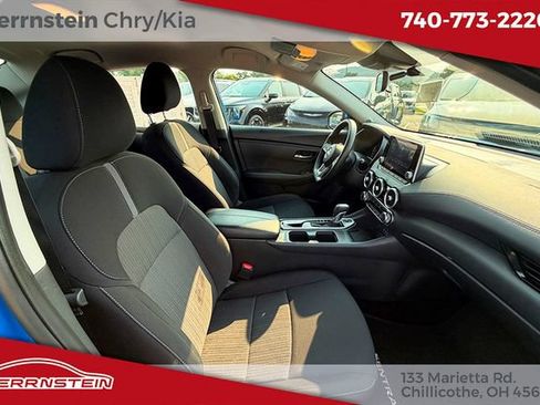 Used 2025 Nissan Sentra SV FWD image 25